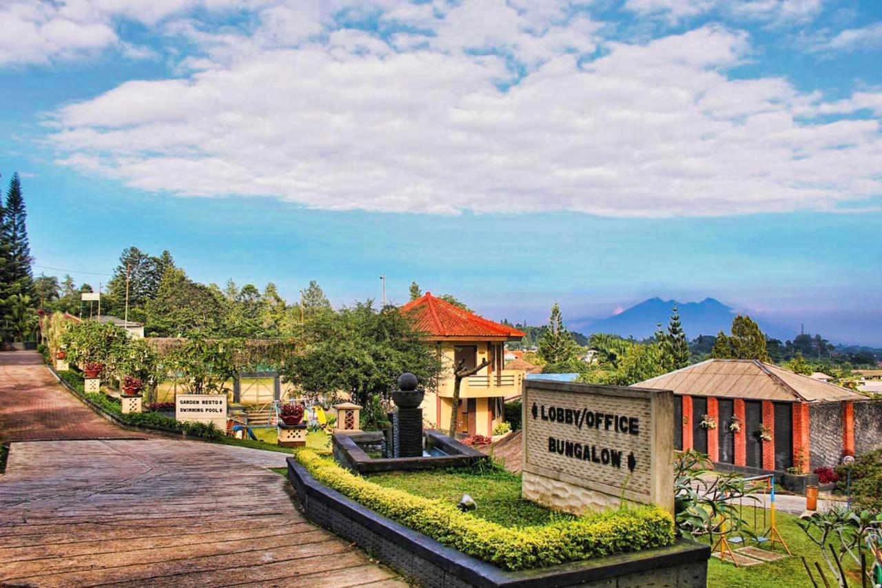 Hotel The Jayakarta Cisarua Puncak Esterno foto