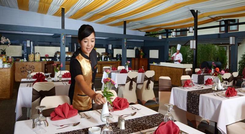 Hotel The Jayakarta Cisarua Puncak Esterno foto