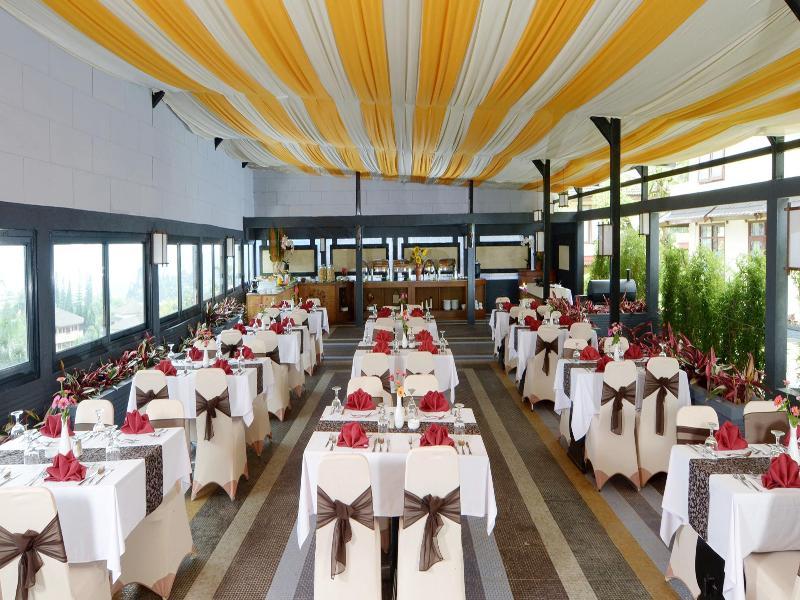 Hotel The Jayakarta Cisarua Puncak Esterno foto