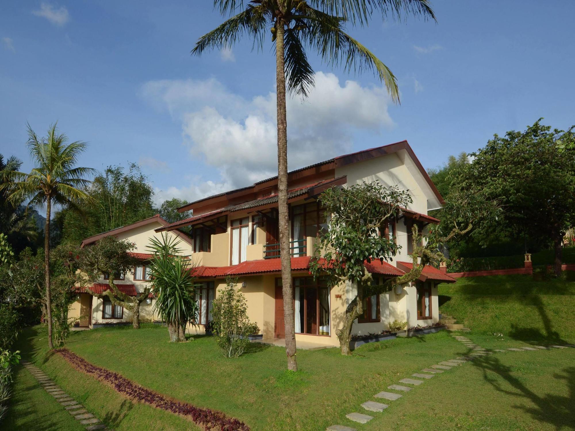 Hotel The Jayakarta Cisarua Puncak Esterno foto